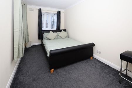 2 bed ground floor flat to rent in Vancouver Quay, Salford, M50 - Photo 3