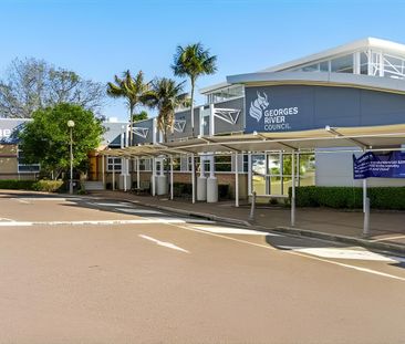 Luxury Townhouse In Prime Hurstville Location Available Now ! ! ! - Photo 1
