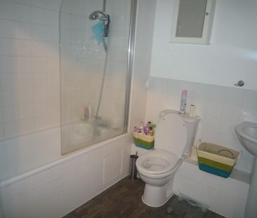 The Parkes Building, Beeston, NG9 2UY - Photo 5