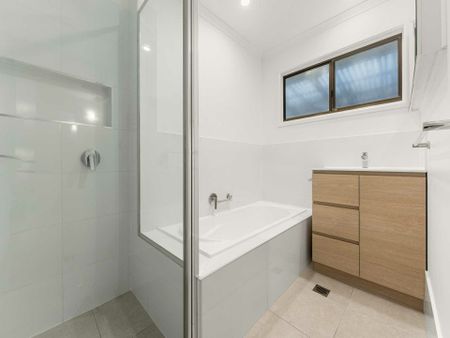 Discover Low-Maintenance Living with A/C & Tiled Floors - Photo 4