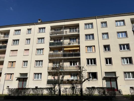 Location Appartement 4 pièces 62m² TROYES 10000 - Photo 1