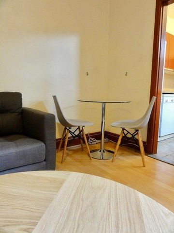 4 bedroom house share to rent - Photo 2