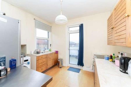 Pitshanger Lane, W5 - Photo 3