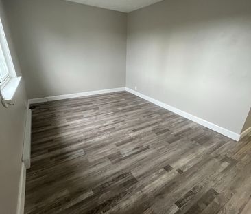 For Lease - 907 Second Street, Cornwall, Ontario - Photo 1