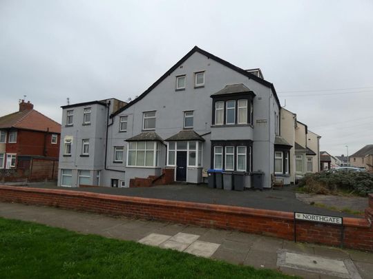 1 bedroom flat to rent - Photo 1