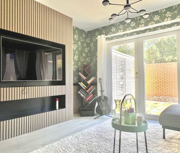 Coopers Lane Room 1 - Photo 2