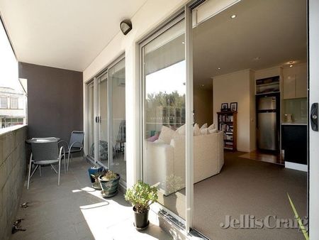4/272 Albert Street, Brunswick - Photo 2