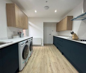 1 bedroom in a house share to rent - Photo 6