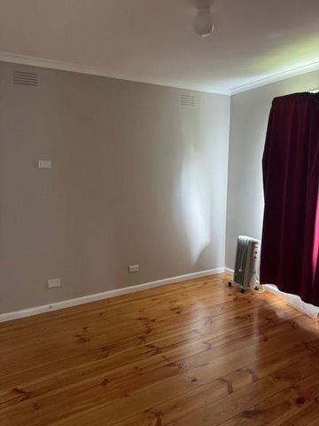 Available now - Photo 3