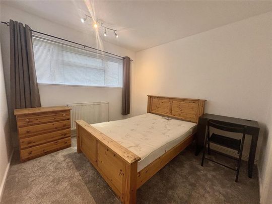 3 bedroom apartment to rent - Photo 1
