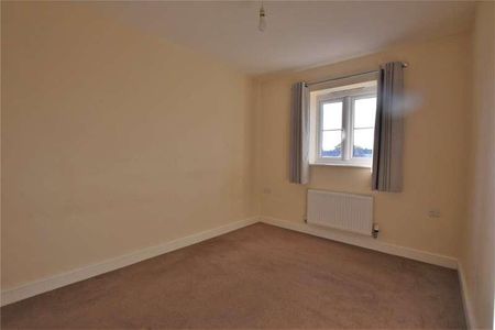 St Nicholas Park, Newport, TF10 - Photo 2