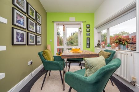 2 bedroom terraced house - Photo 4