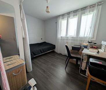 Location Appartement 3 pièces 72m² - Photo 5