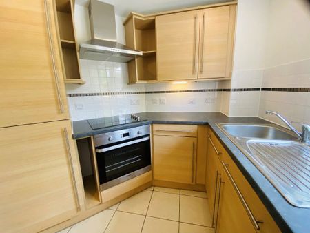 15, Morgan Court, Petworth, - Photo 5
