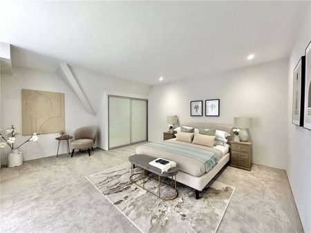 A contemporary penthouse apartment with premium specifications situated in Hythe. - Photo 3