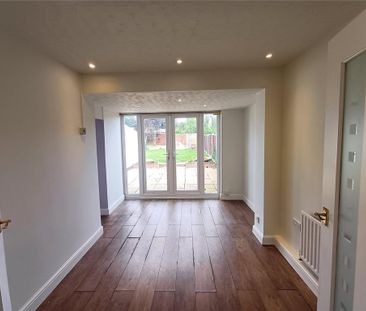 3 bedroom semi-detached house to rent - Photo 1