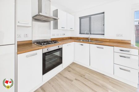 Chessel Drive, Patchway, Bristol - Photo 3