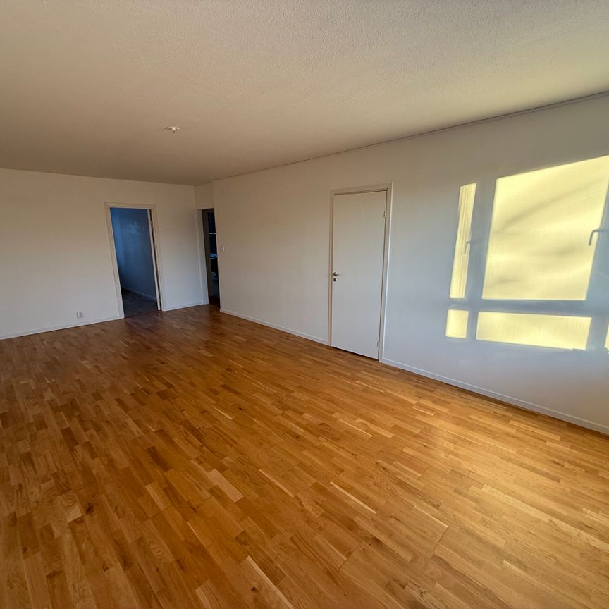 Rönnbergagatan 10 – 3rok(lgh 1203) - Foto 1