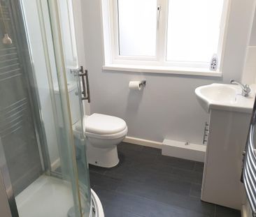 2 bedroom bungalow to rent - Photo 1