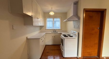 10 Waiau Street, Cracroft - Photo 4