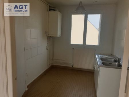 Location Appartement 1 pièce 33m² BEAUVAIS 60000 - Photo 2