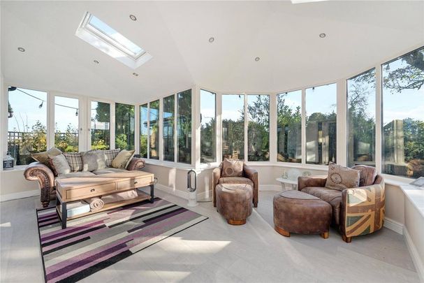 5 bedroom detached house to rent - Photo 1