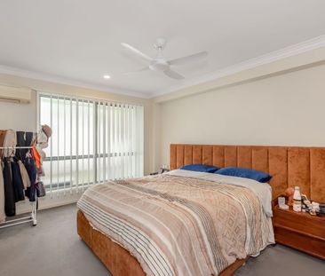 A Coomera Waters Gem - Photo 4