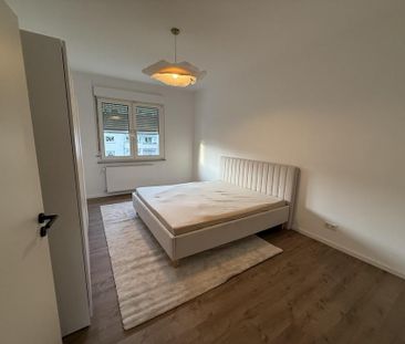 Erstbezug: 3-Zimmer-Architektenwohnung mit Balkon, voll möbliert - Photo 1