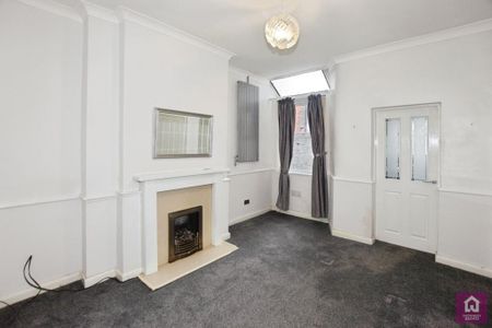 3 bedroom terraced house to rent - Photo 5