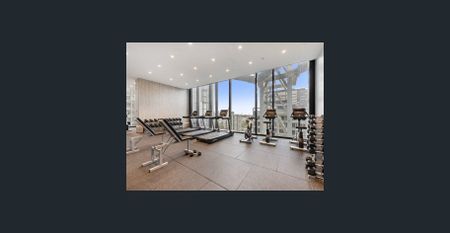 SWEEPING SKYLINE SENSATION! - Photo 2