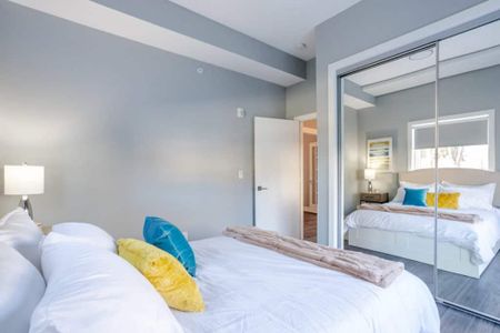 Edmonton Furnished Condo Rental in Old Strathcona - Modern Build In Amazing Location Right off Whyte Ave! - Photo 2