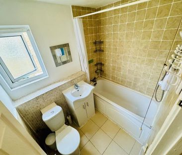 2 bedroom semi-detached house to rent - Photo 1