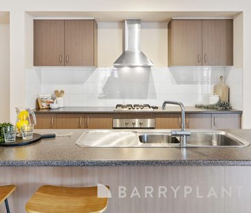 MODERN, ELEGANT & SPACIOUS!! - Photo 4