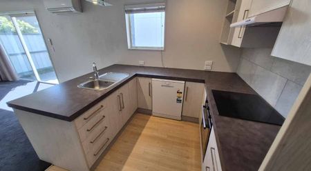 Convenience at your doorstep! - Photo 5