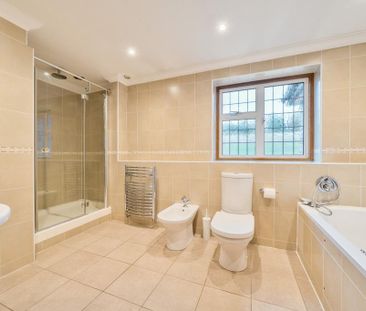 6 bedroom detached house to rent - Photo 3