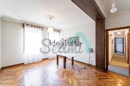 Alquiler de piso en Avenida Hermanos Menéndez Pidal - Photo 4