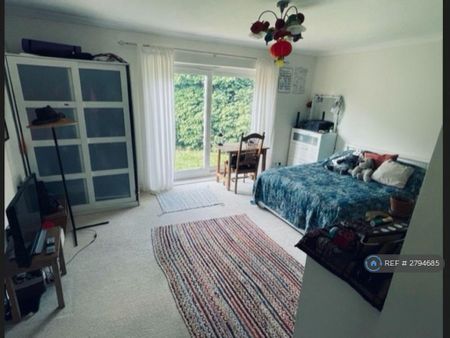 3 bedroom bungalow to rent - Photo 3