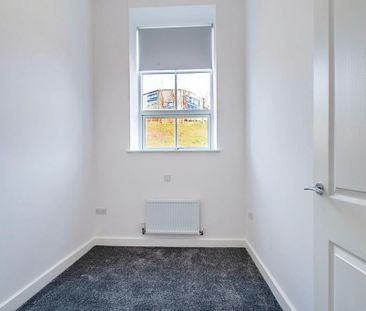 2 Bed Terraced House, Bobbin Row, LS12 - Photo 3