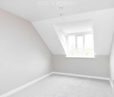 1 Bedroom Apartment, Holly Court – Leatherhead - Photo 4