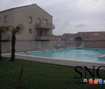 T3 AVEC PARKING ET ACCES PISCINE DANS RESIDENCE - Photo 2