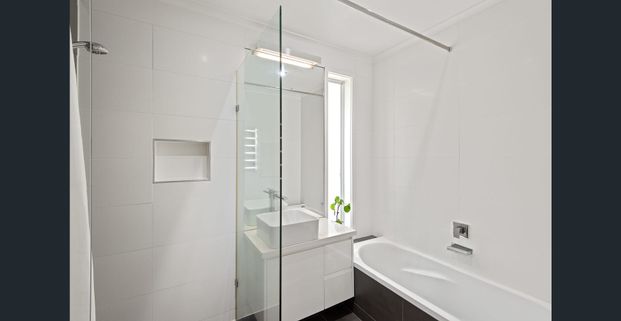 SPACIOUS, SUN-DRENCHED BEACHSIDE REAR UNIT - Photo 1