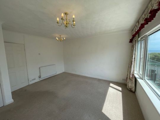 Grove House, Swansea, SA3 - Photo 1