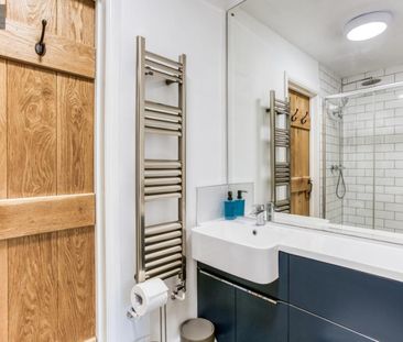 3 Bedroom Cottage - Photo 3