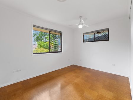 6 Blaxland Avenue, Paradise Point - Photo 5