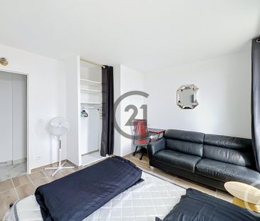 Location Appartement 1 pièce 84m² LE MEE SUR SEINE 77350 - Photo 3