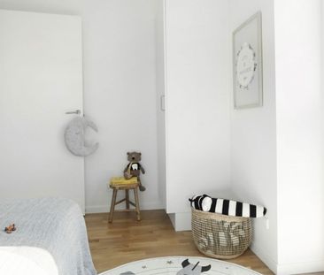 Lækker 2-etages lejlighed med rummelige værelser, olivengrønt køkke... - Photo 5