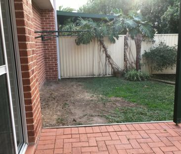 3 Bedroom Two Story Duplex - Photo 6