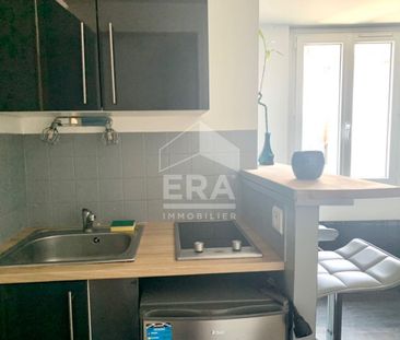 Appartement T2 meublé en duplex 33M2 au sol ROUEN Vieux Marché - Photo 3