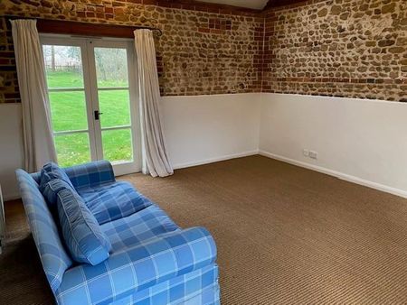 4 bedroom house to rent - Photo 2