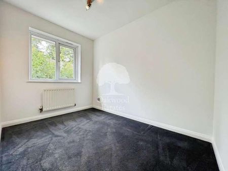 Booker Place, High Wycombe, HP12 - Photo 2